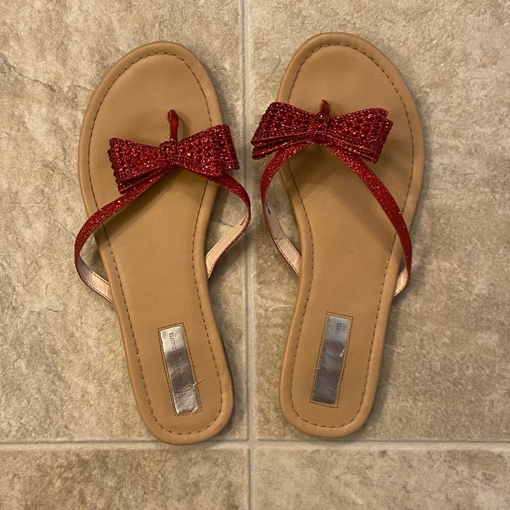 Womens 8 INC sandals